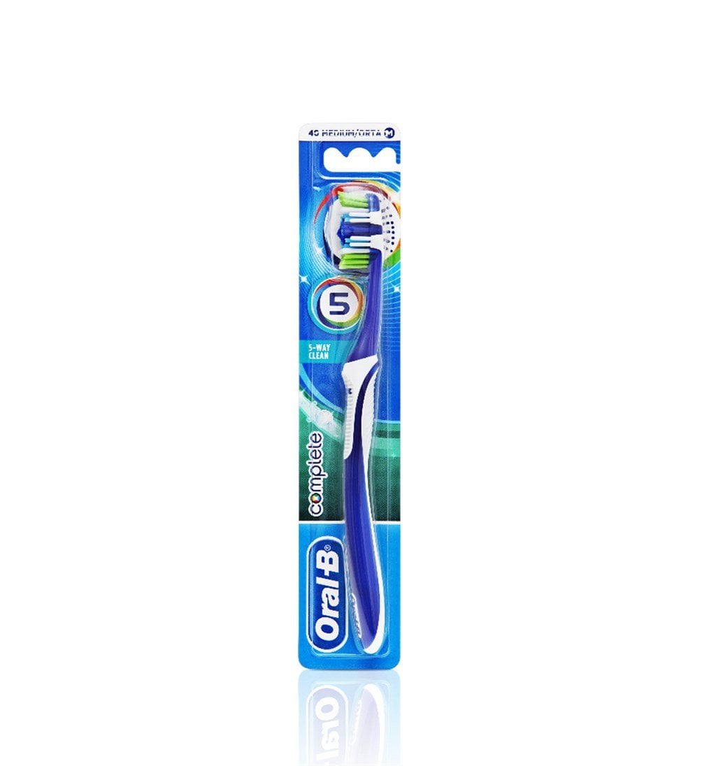 ORAL B COMPLETE MEDIUM T.B