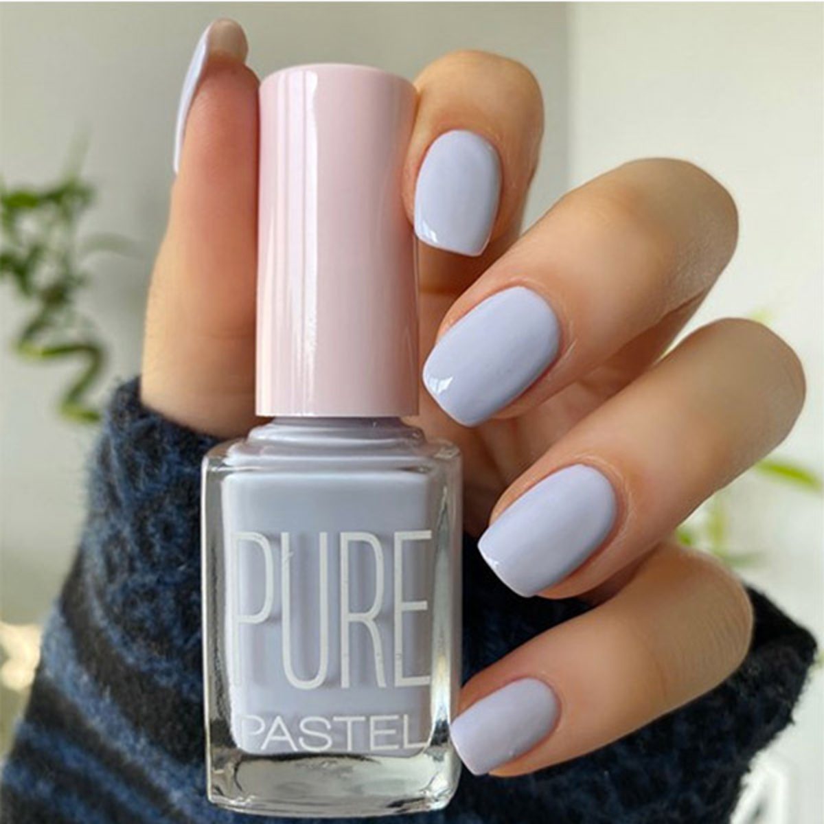 PASTEL NAIL POLISH - 610